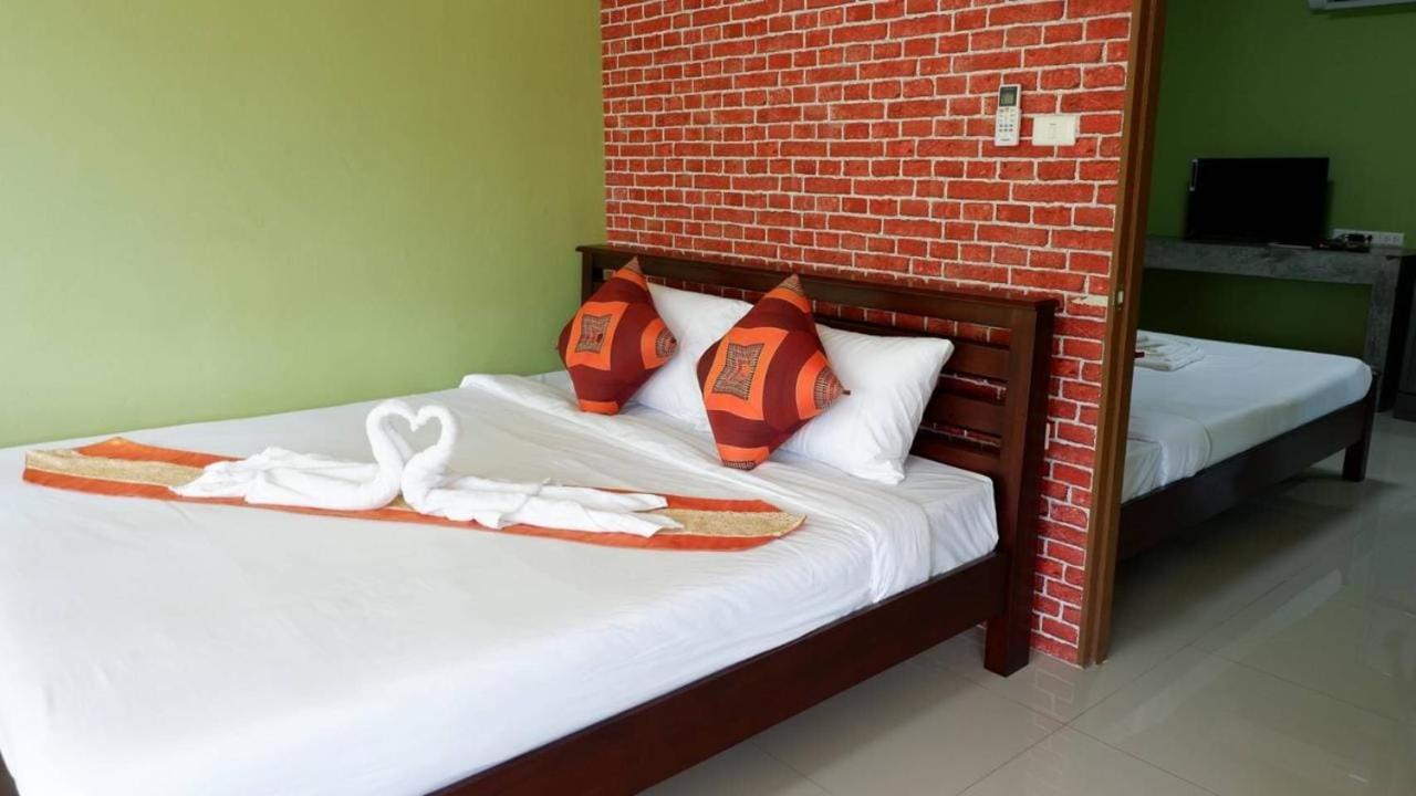 Oyo 1031 Amera Resort Surat Thani Exterior foto